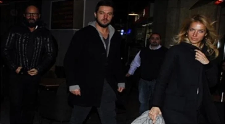 Aşklarını kamera karşısında yaşadılar!