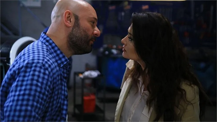 'Paramparça' dizisinin seksi psikopatı! -  Tolga Tekin kimdir?