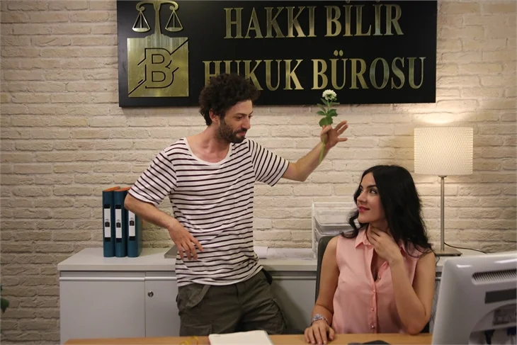Sarp ve Pelin'den "Ne Münasebet"