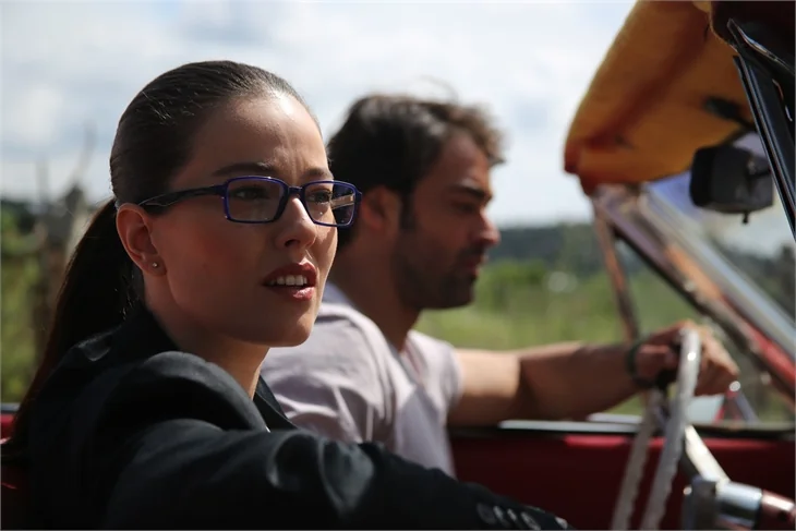 Sarp ve Pelin'den "Ne Münasebet"