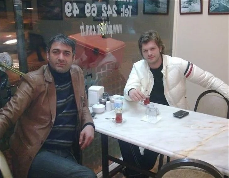 Ünlülerin kardeşleri!