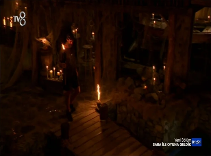 Survivor'da gönüllülerde hangi isim elendi?