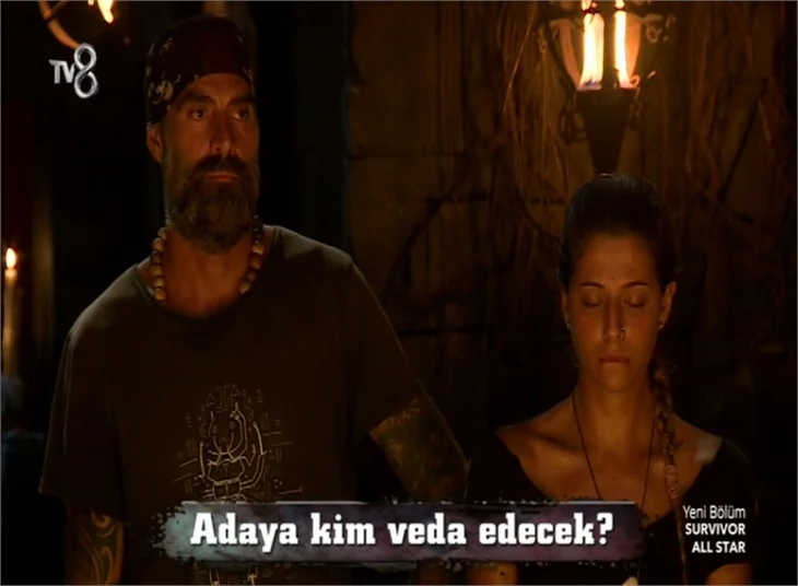 Survivor'da gönüllülerde hangi isim elendi?
