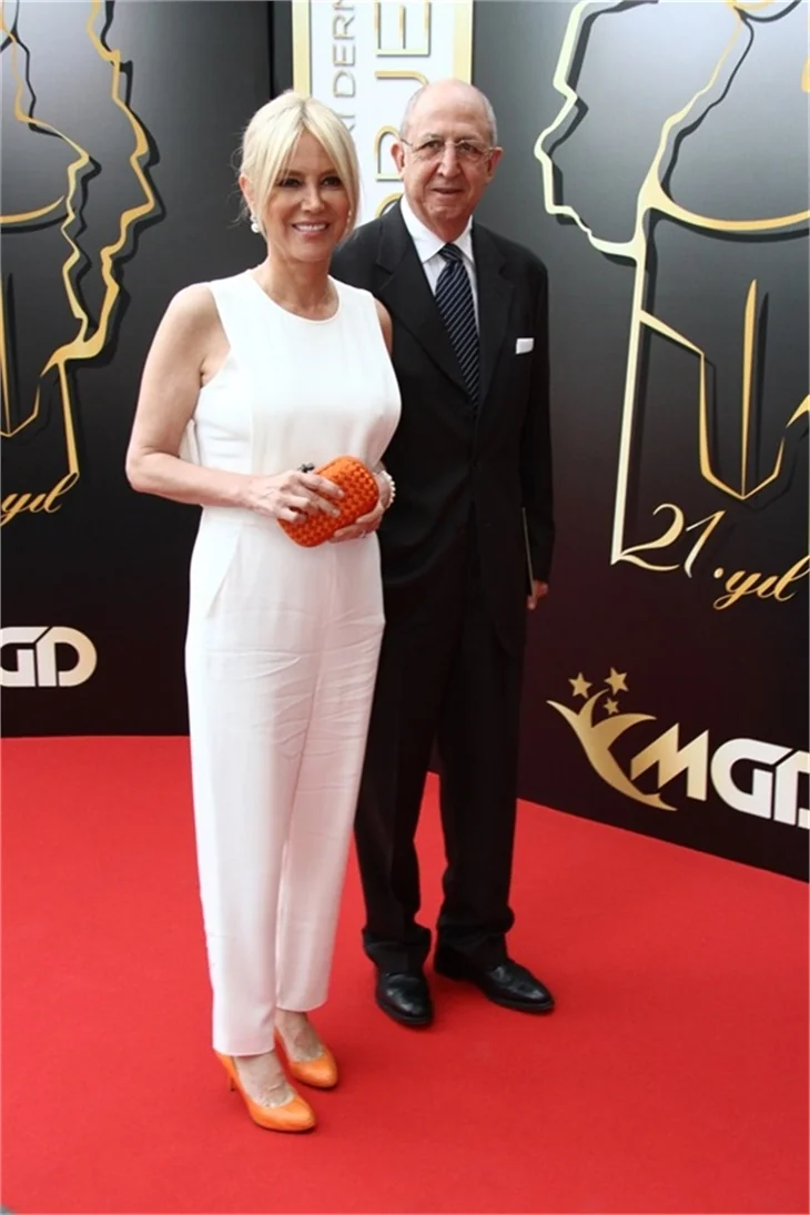 Karadayı ile Medcezir'in yıldızları bir arada!