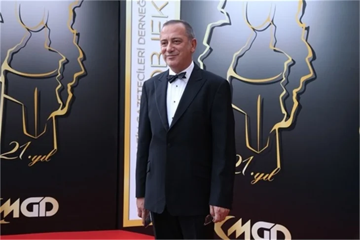 Karadayı ile Medcezir'in yıldızları bir arada!