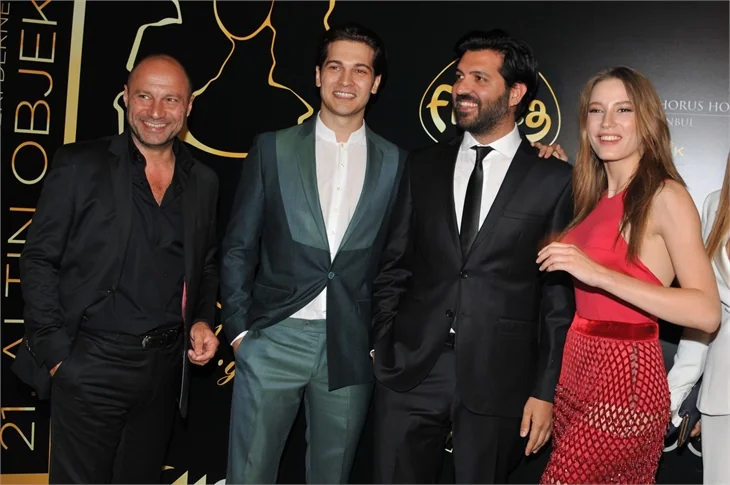 Karadayı ile Medcezir'in yıldızları bir arada!