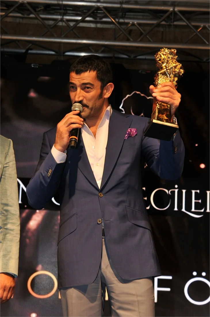 Karadayı ile Medcezir'in yıldızları bir arada!