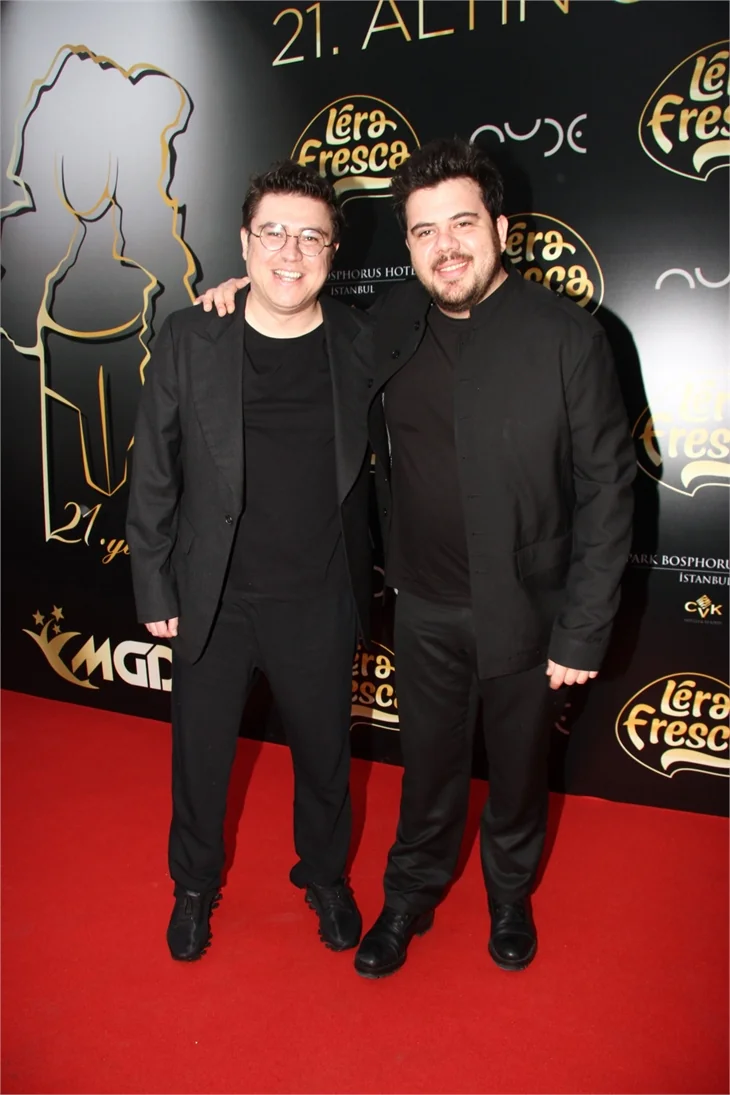 Karadayı ile Medcezir'in yıldızları bir arada!