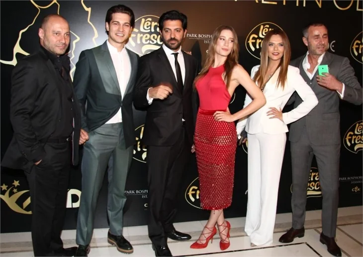 Karadayı ile Medcezir'in yıldızları bir arada!