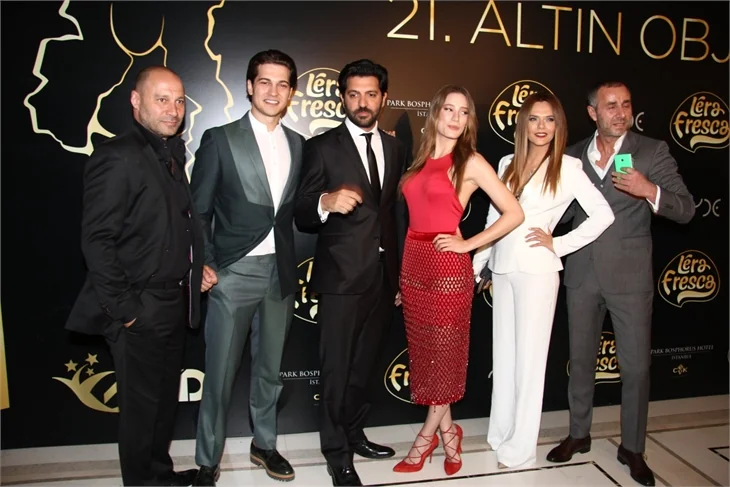 Karadayı ile Medcezir'in yıldızları bir arada!