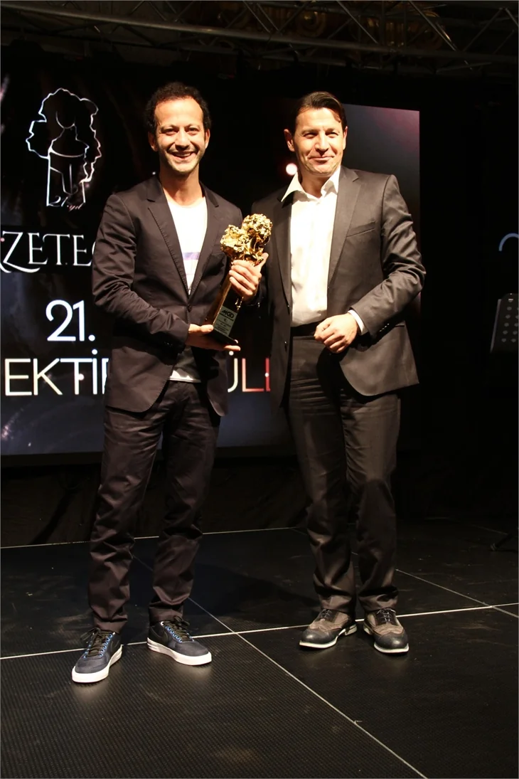 Karadayı ile Medcezir'in yıldızları bir arada!