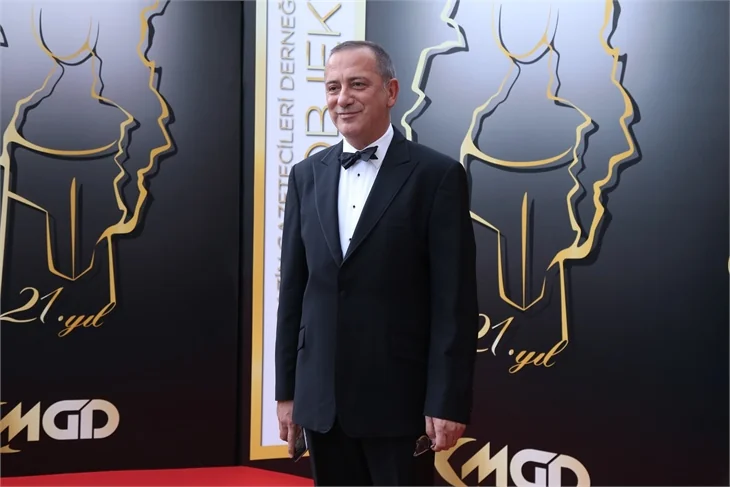 Karadayı ile Medcezir'in yıldızları bir arada!