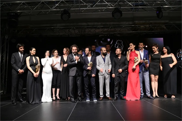 Karadayı ile Medcezir'in yıldızları bir arada!