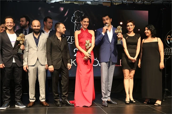 Karadayı ile Medcezir'in yıldızları bir arada!