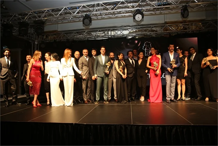 Karadayı ile Medcezir'in yıldızları bir arada!