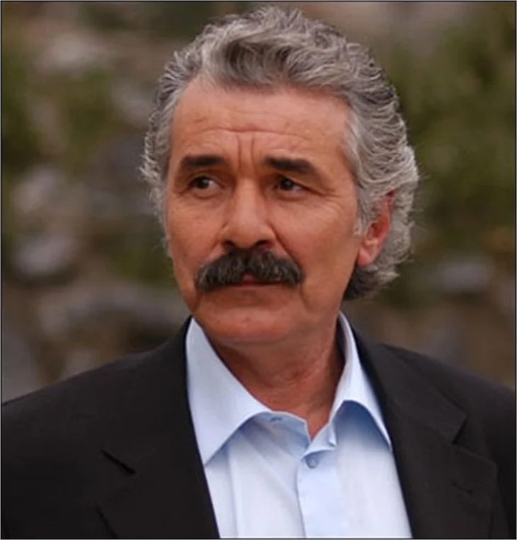 Ünlülerin yaşları