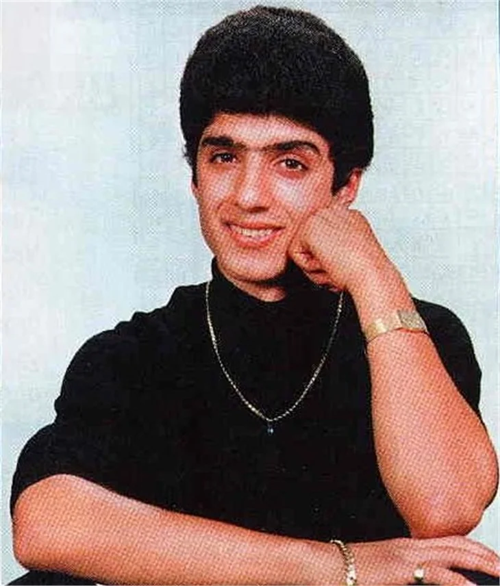 Ünlülerin yaşları