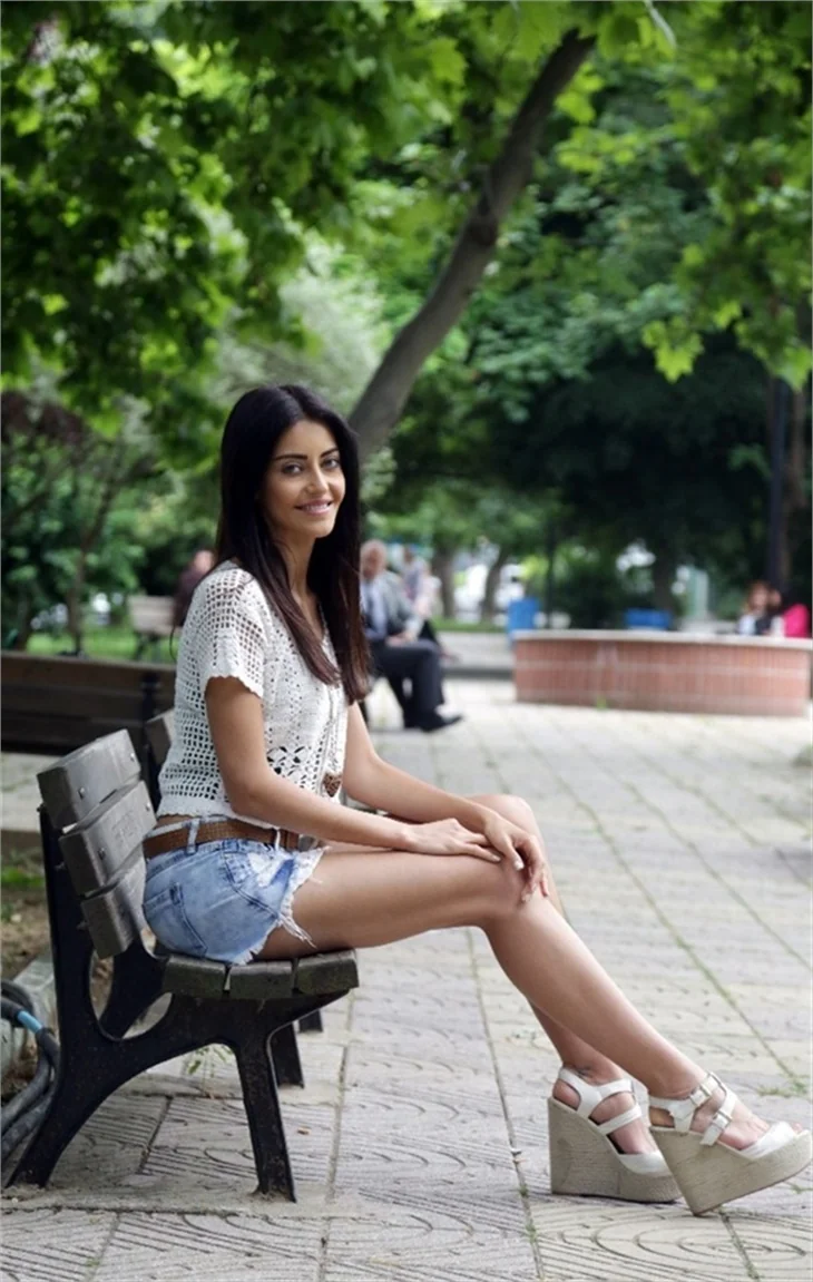 Melis Türk'ten sert eleştiri!