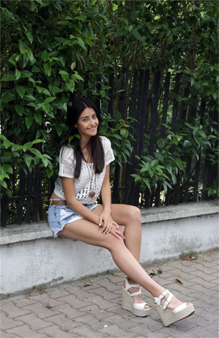 Melis Türk'ten sert eleştiri!