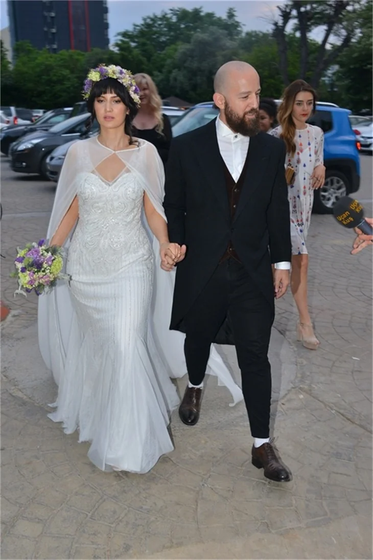Athena Hakan evlendi!