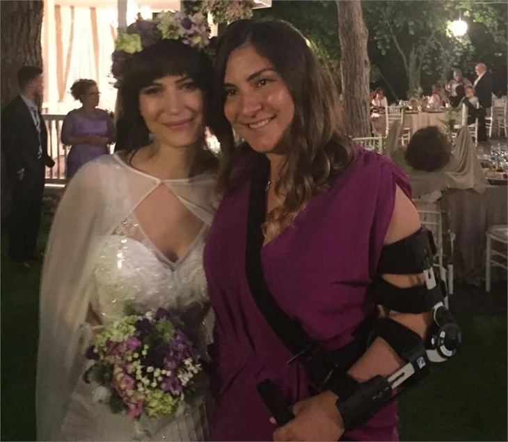 Athena Hakan evlendi!