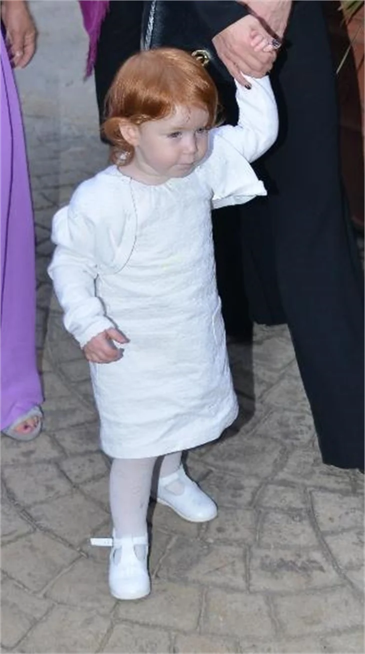 Athena Hakan evlendi!