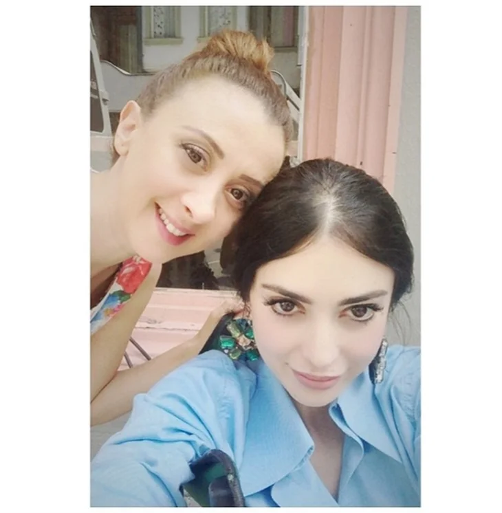 Bergüzar Korel'den Karadayı'ya veda kareleri...