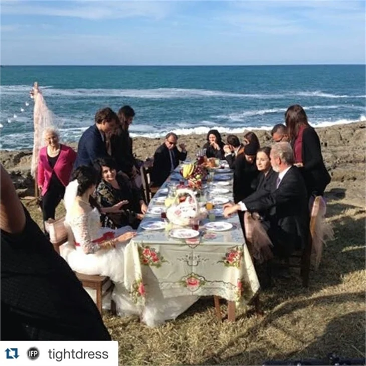 Dar Elbise filminin set arkası fotoğrafları
