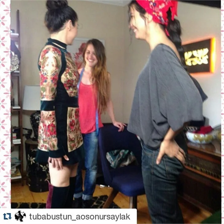 Dar Elbise filminin set arkası fotoğrafları