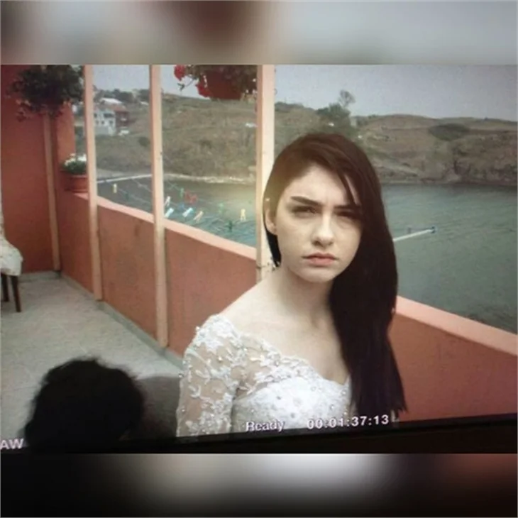 Dar Elbise filminin set arkası fotoğrafları