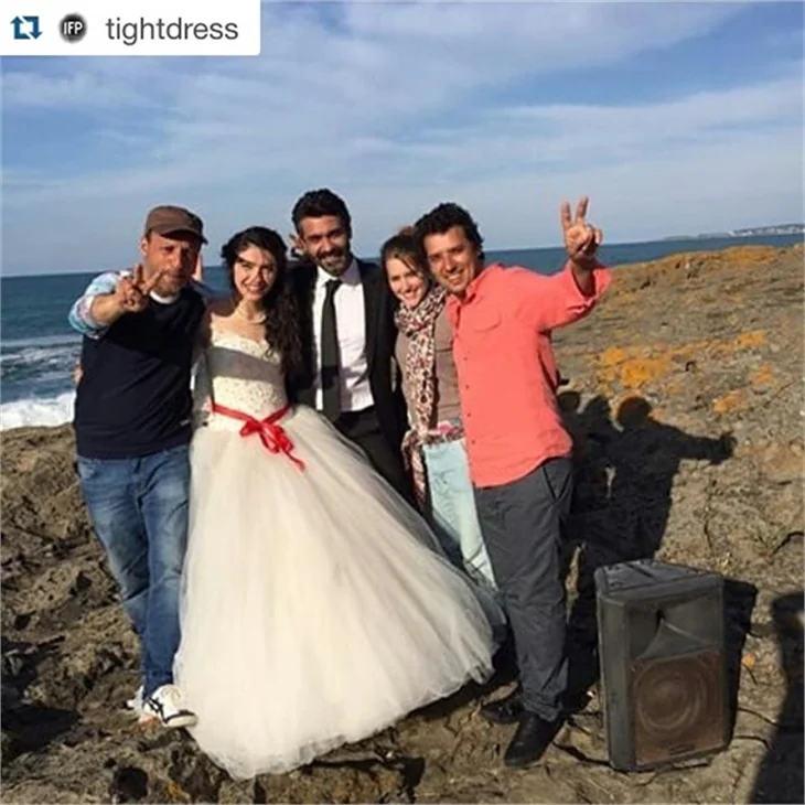 Dar Elbise filminin set arkası fotoğrafları