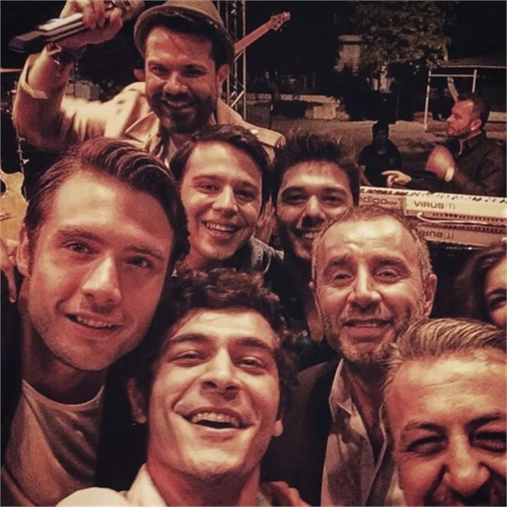 Medcezir oyuncularından veda kareleri