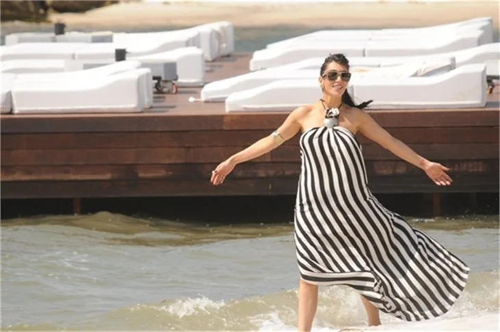 Hande Yener'in rüzgarla imtihanı!