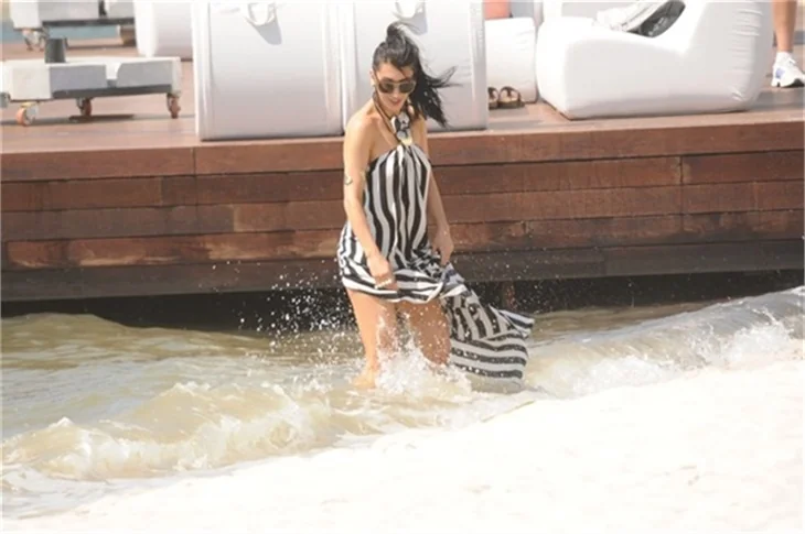 Hande Yener'in rüzgarla imtihanı!