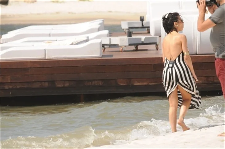 Hande Yener'in rüzgarla imtihanı!