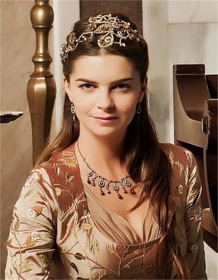 Pelin Karahan'a, Beyrut'dan "En İyi Kadın Oyuncu" Ödülü