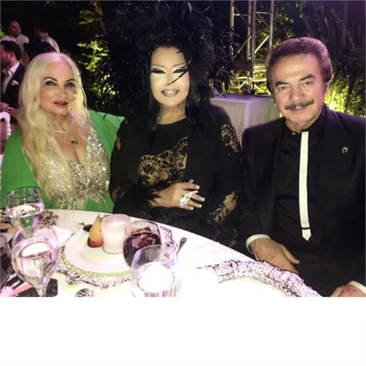 Sedat Peker ve Özge Peker'in düğününe ünlü akını