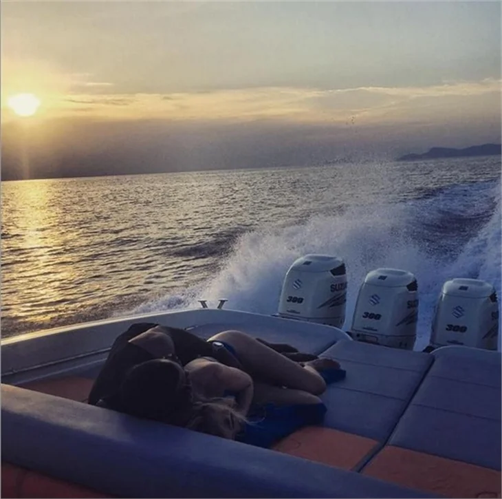 Ünlülerin tatil Selfie'leri!