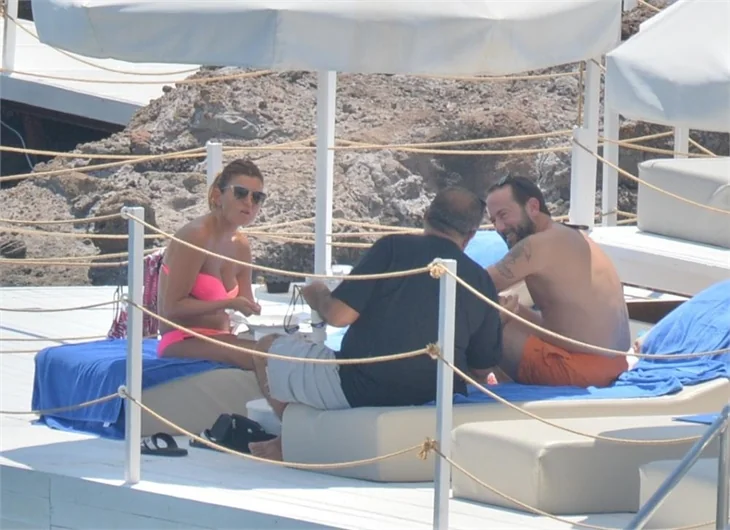 Ece Vahapoğlu, Cihan Alpay ile tatilde!