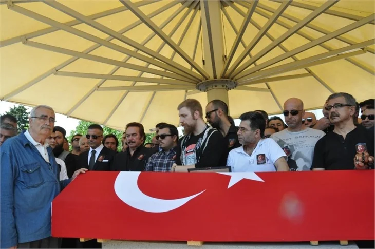 Sümer Tilmaç son yolculuğuna uğurlandı!