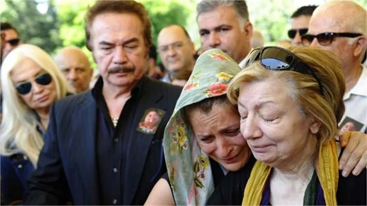 Sümer Tilmaç son yolculuğuna uğurlandı!