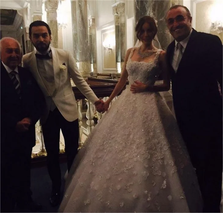 Galatasaray'ın kaptanı Selçuk İnan'ın düğününden ilk fotoğraflar