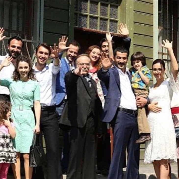 Karadayı oyuncularından veda kareleri