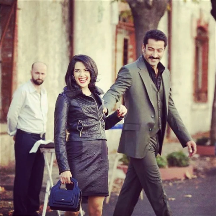 Karadayı oyuncularından veda kareleri