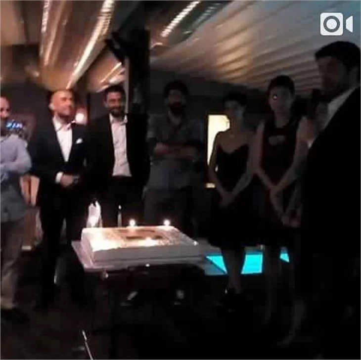 Kara Para Aşk ekibinden final yemeği