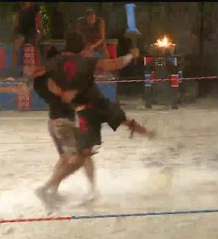 Survivor'da ödül oyununu kim kazandı?