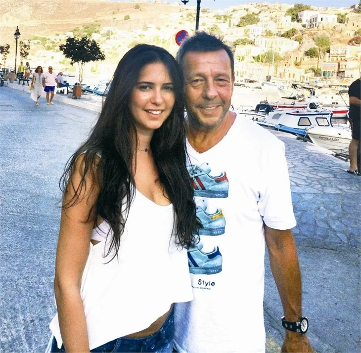 Ünlü isimlerin Babalar Günü anıları!