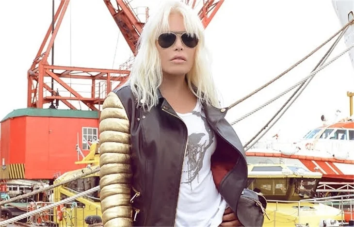 Ajda Pekkan'dan olay açıklama!