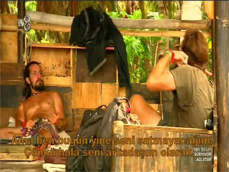 Survivor Allstar'da Hakan ve Doğukan arasında isim yazma tartışması