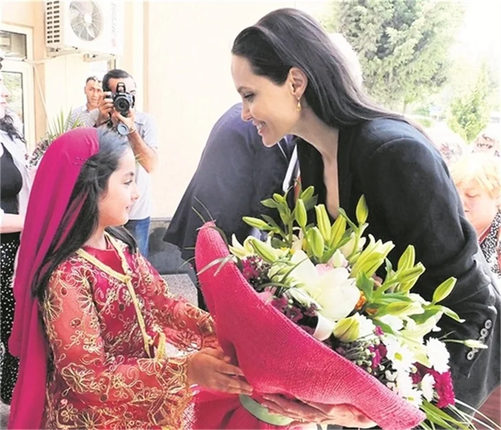 Angeline Jolie Mardin'de!